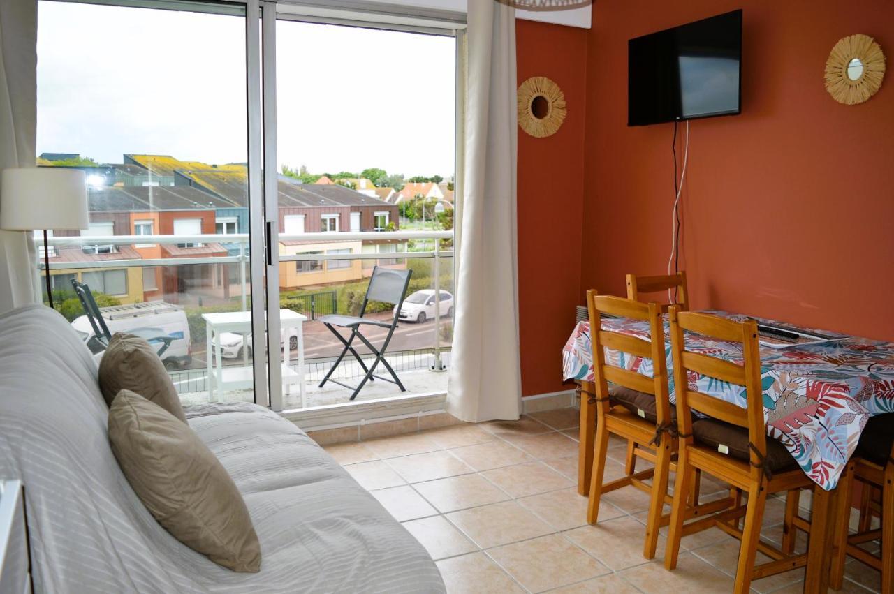 Appartement Au Pied De La Plage - Balcon - Parking Courseulles-sur-Mer Εξωτερικό φωτογραφία